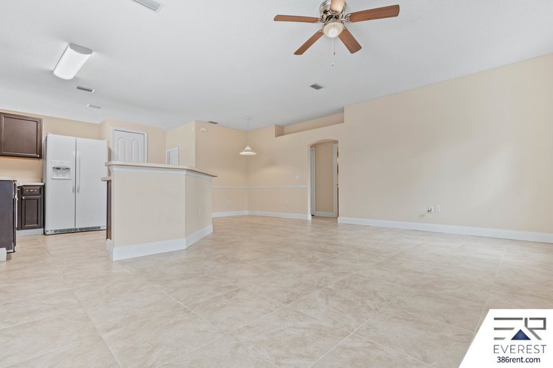 3/2/2 POOL HOME IN POPULAR PINE GROVE property image