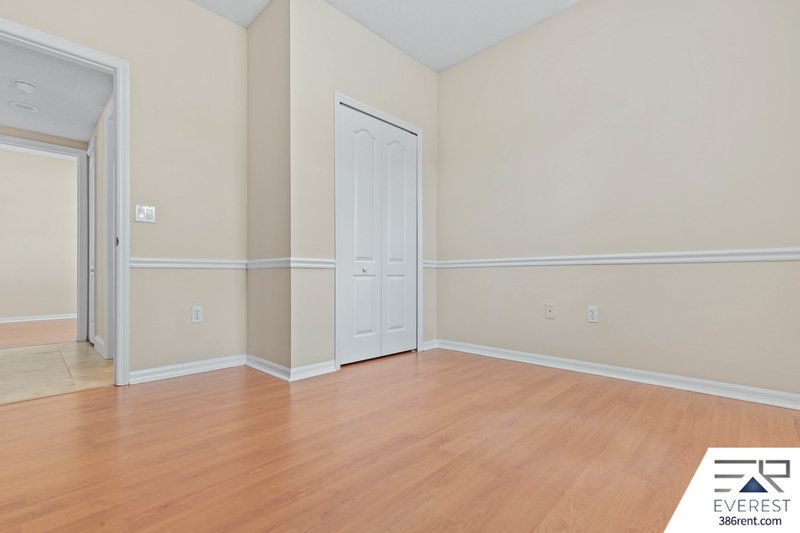 3/2/2 POOL HOME IN POPULAR PINE GROVE property image