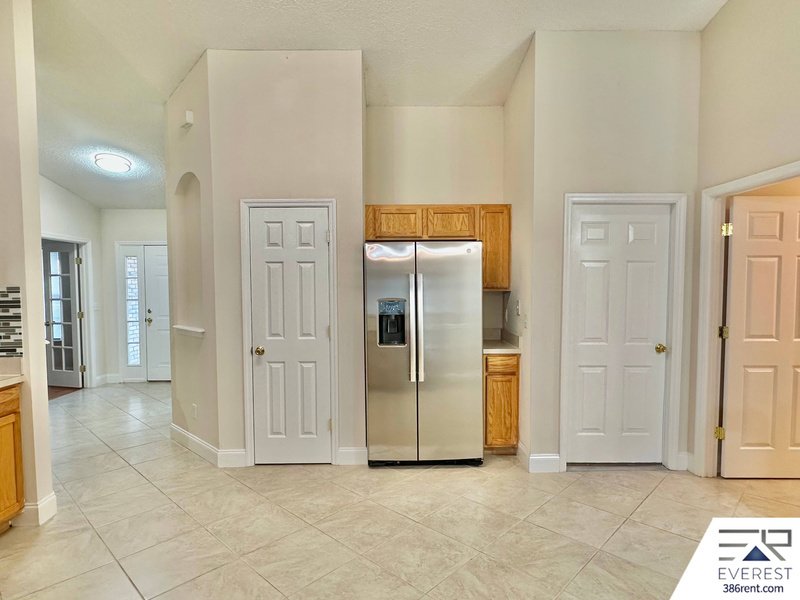 INVITING 3+DEN/2/2 IN DESIRABLE INDIAN TRAILS property image