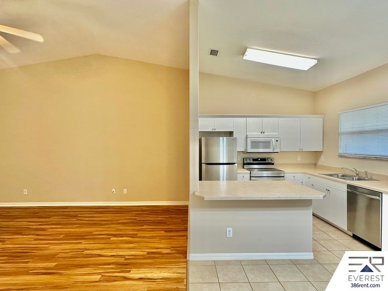 FULLY FENCED 3/2/2 TOWN HOME IN THE HEART OF PALM COAST property image