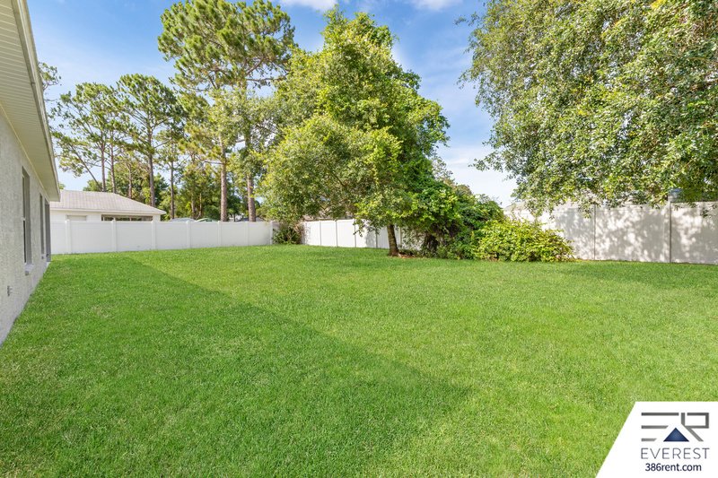 FULLY FENCED 3/2/2 ON A CUL DE SAC IN DESIRABLE SEMINOLE WOODS property image