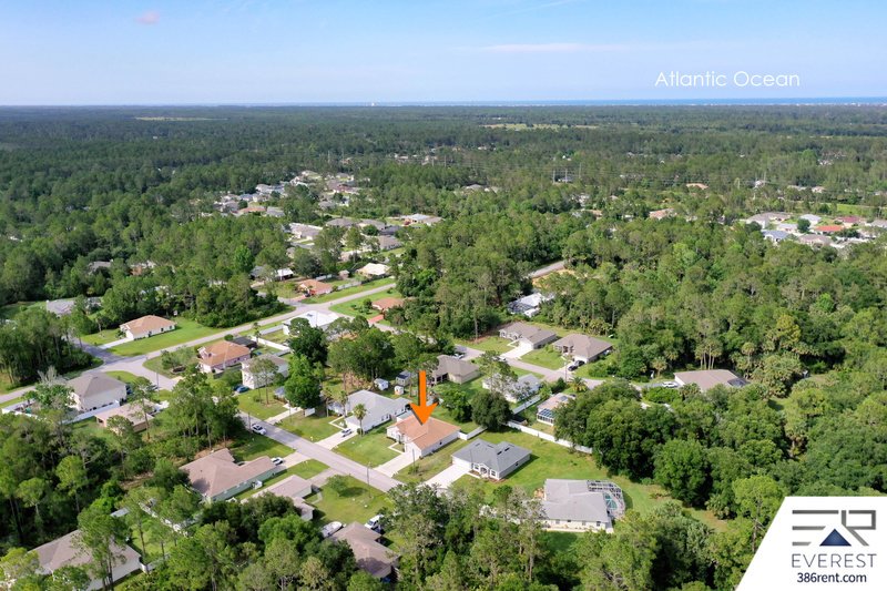 FULLY FENCED 3/2/2 ON A CUL DE SAC IN DESIRABLE SEMINOLE WOODS property image