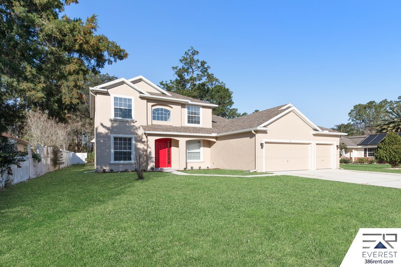 LIKE NEW, SPACIOUS 5/3/3 IN DESIRABLE INDIAN TRAILS property image