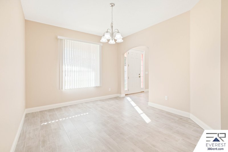 LIKE NEW, SPACIOUS 5/3/3 IN DESIRABLE INDIAN TRAILS property image