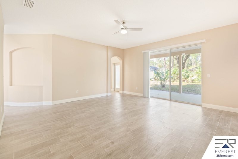 LIKE NEW, SPACIOUS 5/3/3 IN DESIRABLE INDIAN TRAILS property image