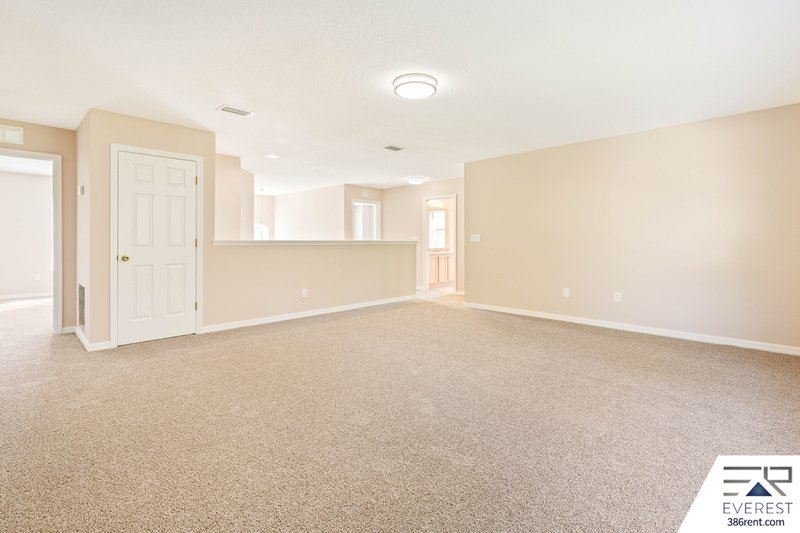 LIKE NEW, SPACIOUS 5/3/3 IN DESIRABLE INDIAN TRAILS property image