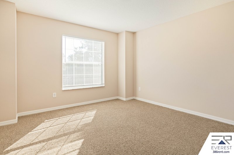 LIKE NEW, SPACIOUS 5/3/3 IN DESIRABLE INDIAN TRAILS property image