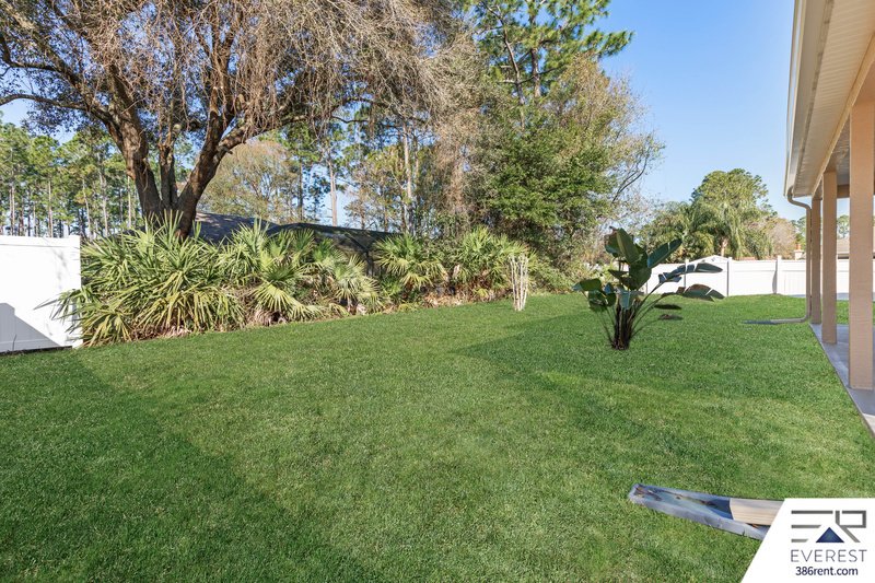 LIKE NEW, SPACIOUS 5/3/3 IN DESIRABLE INDIAN TRAILS property image