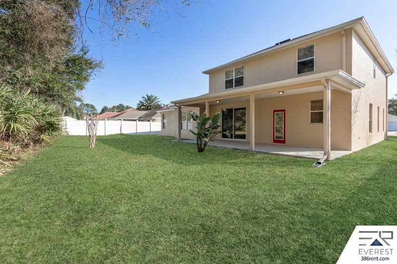 LIKE NEW, SPACIOUS 5/3/3 IN DESIRABLE INDIAN TRAILS property image