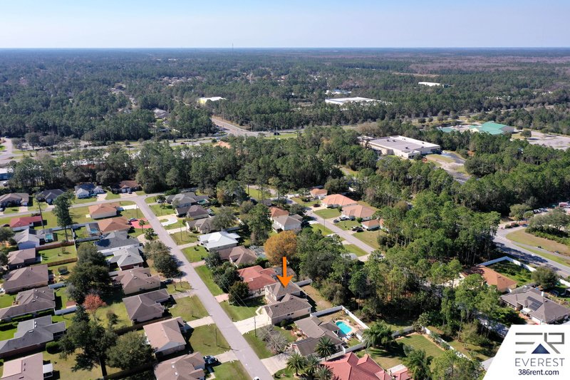 LIKE NEW, SPACIOUS 5/3/3 IN DESIRABLE INDIAN TRAILS property image