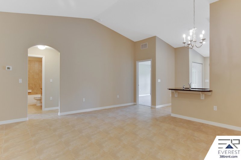 COZY 3/2/1 TOWNHOME IN BEAUTIFUL SEMINOLE WOODS property image