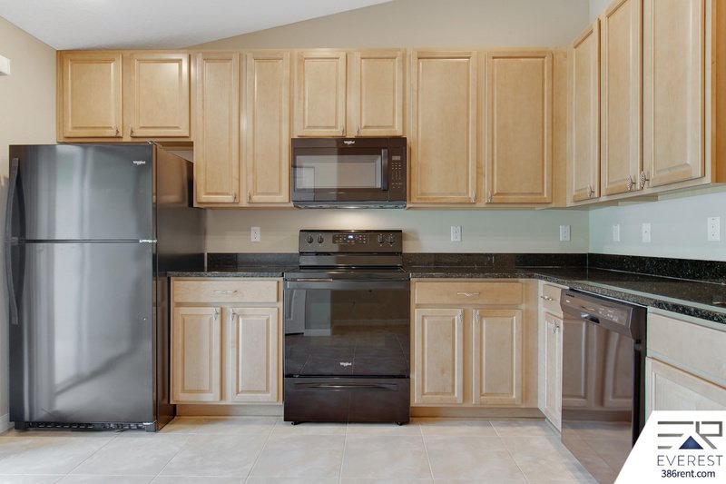 COZY 3/2/1 TOWNHOME IN BEAUTIFUL SEMINOLE WOODS property image