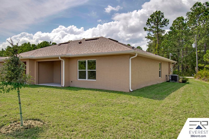 COZY 3/2/1 TOWNHOME IN BEAUTIFUL SEMINOLE WOODS property image