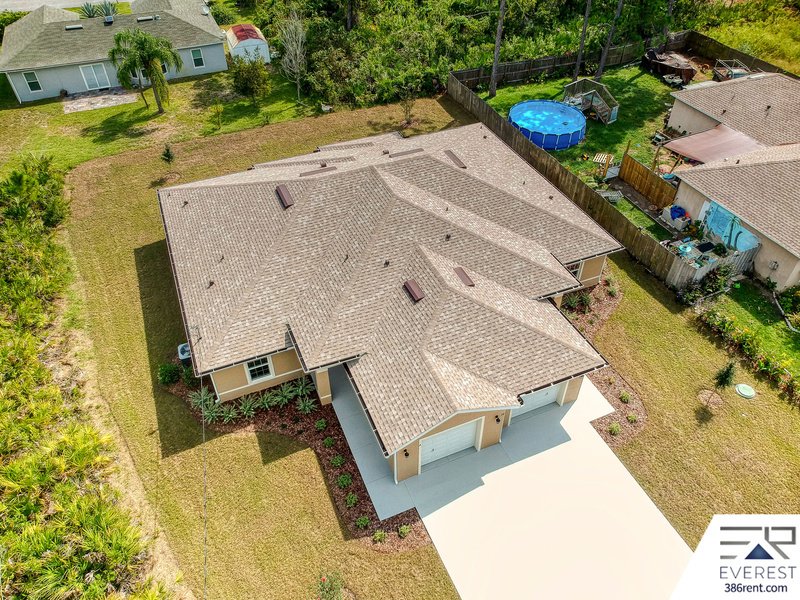 COZY 3/2/1 TOWNHOME IN BEAUTIFUL SEMINOLE WOODS property image