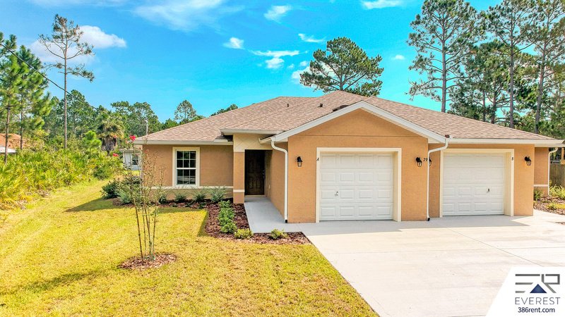 COZY 3/2/1 TOWNHOME IN BEAUTIFUL SEMINOLE WOODS property image