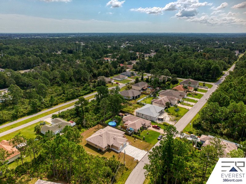 COZY 3/2/1 TOWNHOME IN BEAUTIFUL SEMINOLE WOODS property image