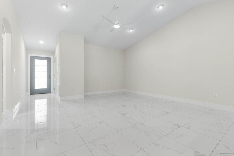 FULLY FENCED, LIKE NEW 3/2/1 TOWNHOUSE IN BEAUTIFUL QUAIL HOLLOW property image