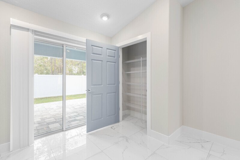 FULLY FENCED, LIKE NEW 3/2/1 TOWNHOUSE IN BEAUTIFUL QUAIL HOLLOW property image