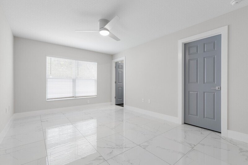 FULLY FENCED, LIKE NEW 3/2/1 TOWNHOUSE IN BEAUTIFUL QUAIL HOLLOW property image