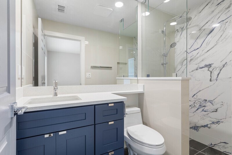 FULLY FENCED, LIKE NEW 3/2/1 TOWNHOUSE IN BEAUTIFUL QUAIL HOLLOW property image