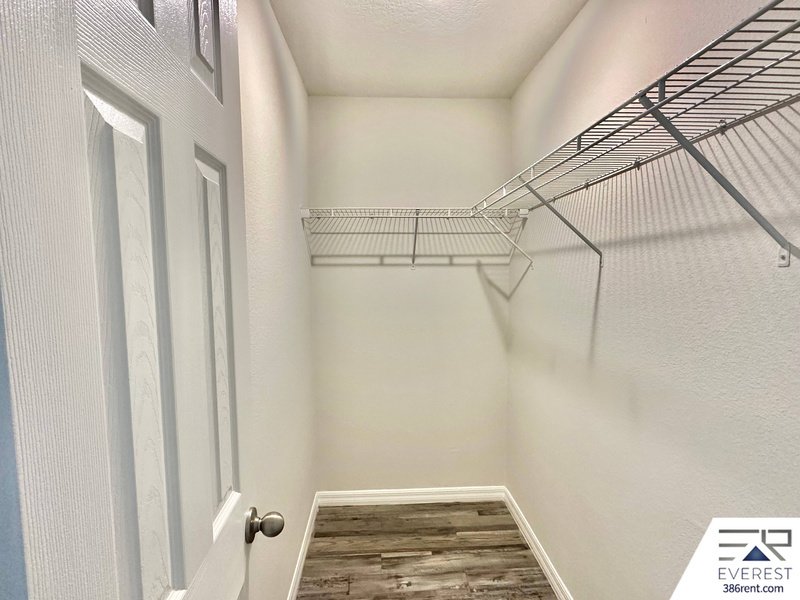 COZY 3/2/1 TOWNHOUSE IN POPULAR LEHIGH WOODS property image