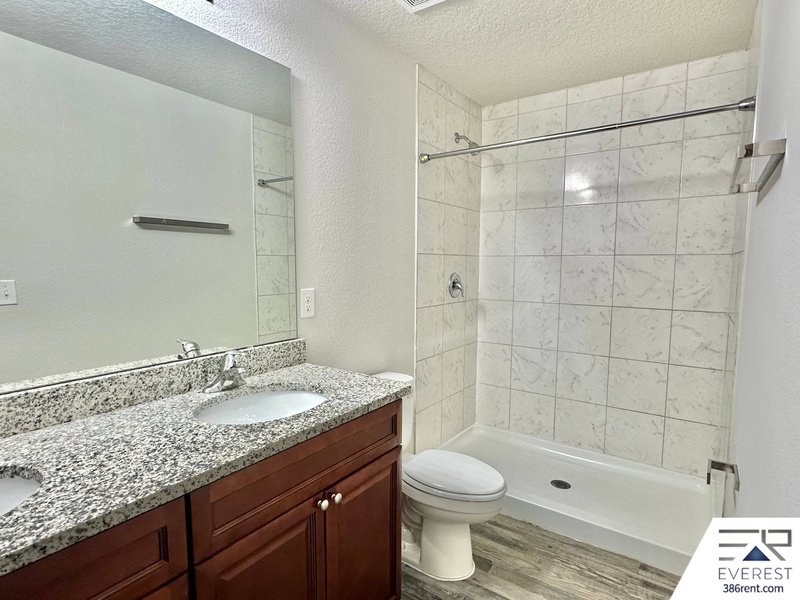 COZY 3/2/1 TOWNHOUSE IN POPULAR LEHIGH WOODS property image