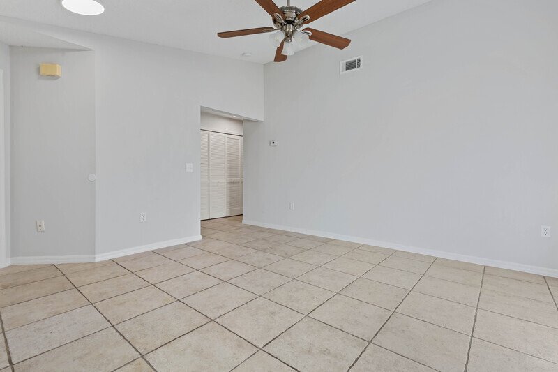 LIKE NEW 3/2/2 IN DESIRABLE PINE LAKES property image
