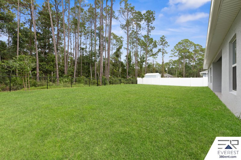 FULLY FENCED 3/2/2 ON A CUL DE SAC IN BEAUTIFUL QUAIL HOLLOW property image