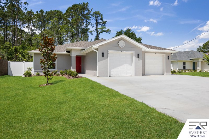 Brand New, fully fenced on a quiet cul-de-sac property image
