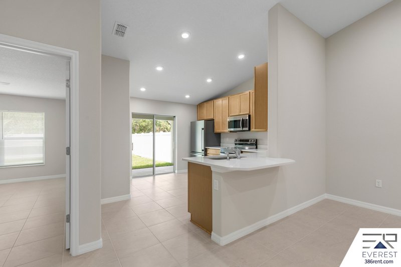 Brand New, fully fenced on a quiet cul-de-sac property image