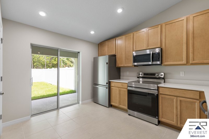 Brand New, fully fenced on a quiet cul-de-sac property image
