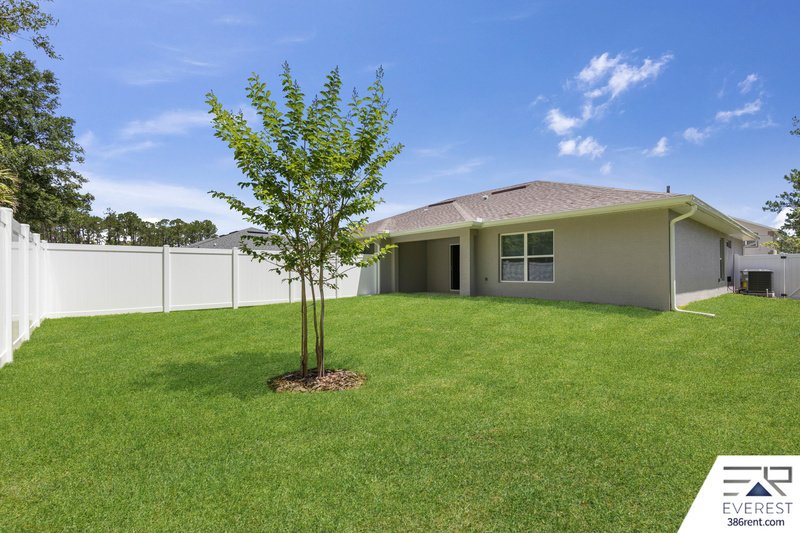 Brand New, fully fenced on a quiet cul-de-sac property image