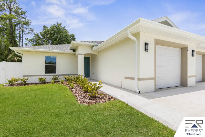 Brand New, fully fenced on a quiet cul-de-sac property image