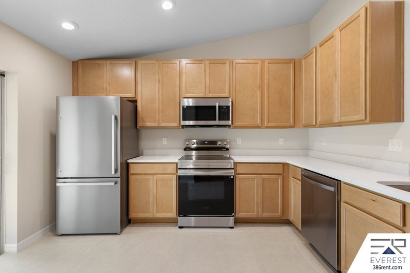 Brand New, fully fenced on a quiet cul-de-sac property image