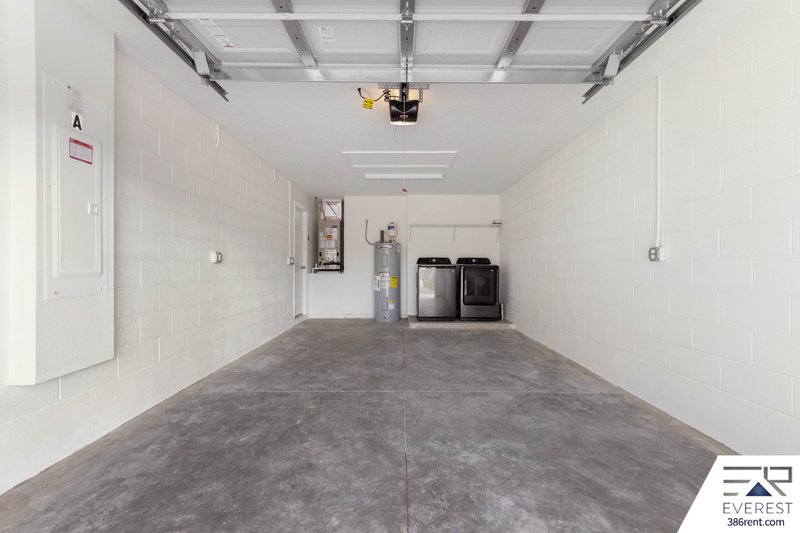 Brand New, fully fenced on a quiet cul-de-sac property image