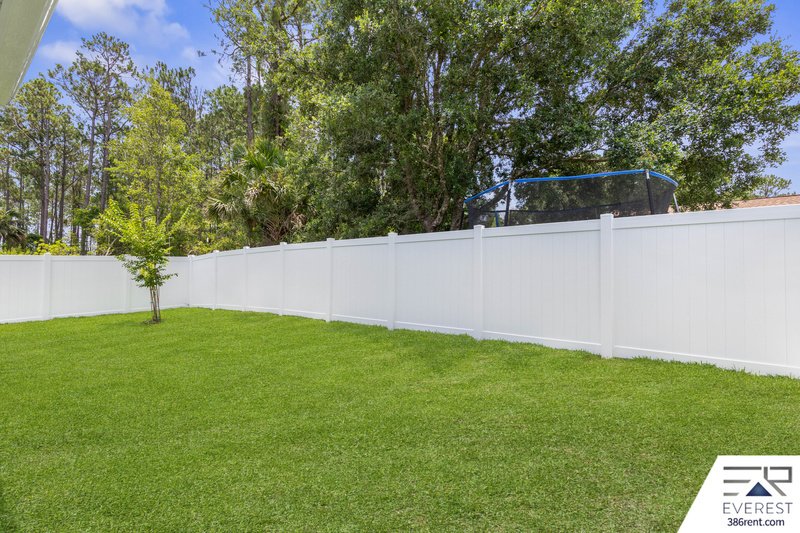 Brand New, fully fenced on a quiet cul-de-sac property image