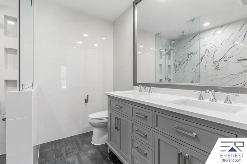 FULLY FENCED, COMPLETELY RENOVATED 3/2/2 ON A CUL-DE-SAC IN THE HEART OF PALM COAST property image