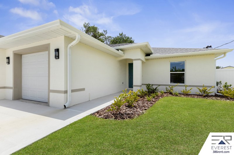 Brand New, fully fenced on a quiet cul-de-sac property image