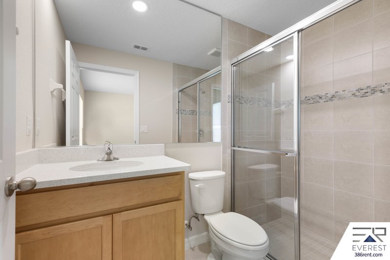 Brand New, fully fenced on a quiet cul-de-sac property image