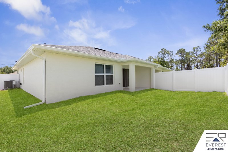 Brand New, fully fenced on a quiet cul-de-sac property image
