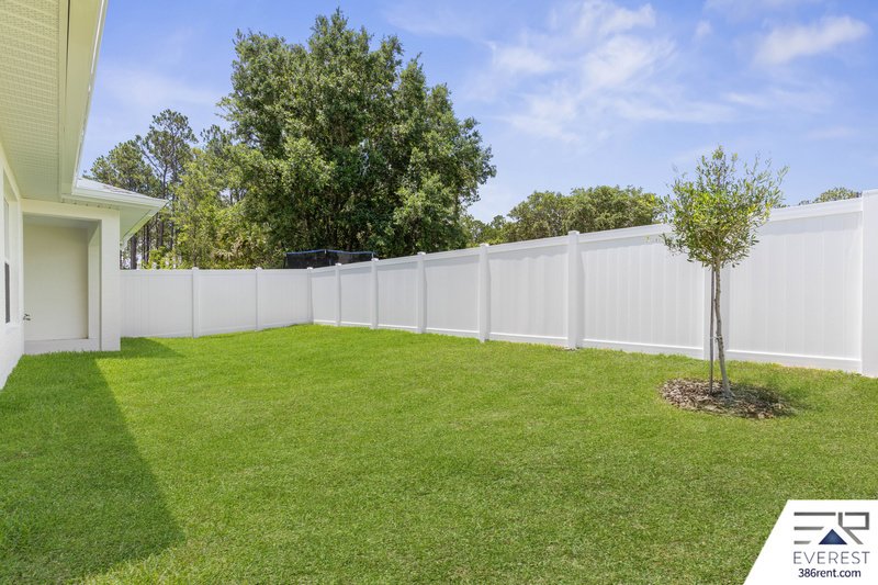 Brand New, fully fenced on a quiet cul-de-sac property image