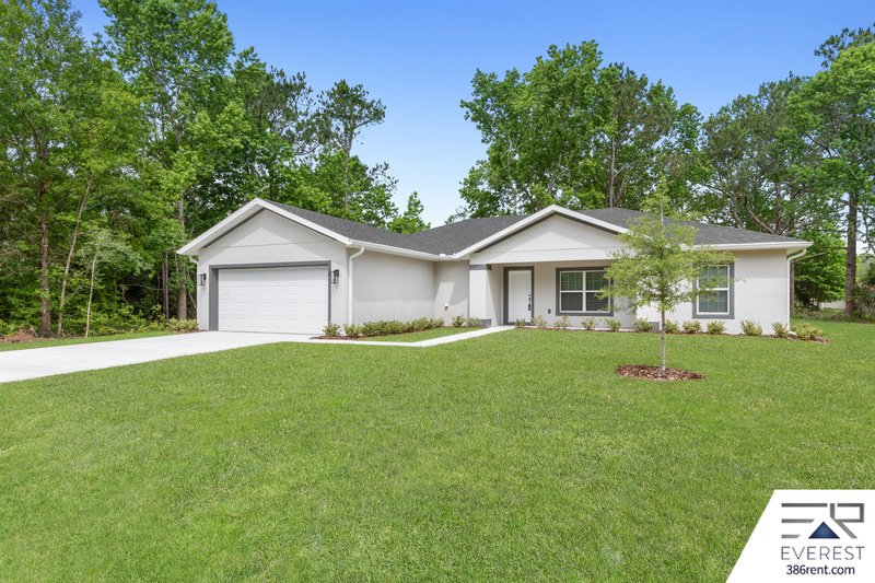 LIKE NEW, UPGRADED 3/2/2 IN THE HEART OF PALM COAST property image