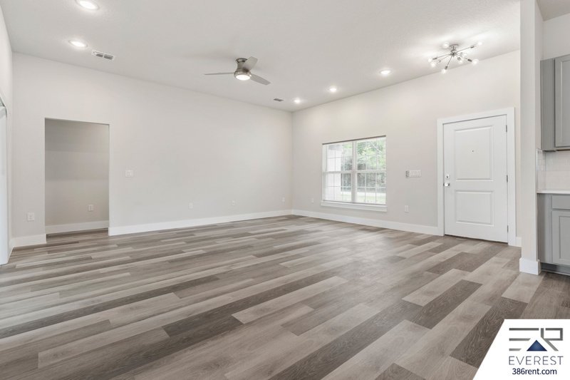 LIKE NEW, UPGRADED 3/2/2 IN THE HEART OF PALM COAST property image