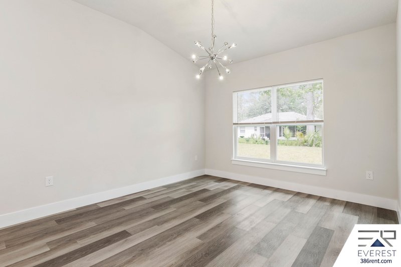 LIKE NEW, UPGRADED 3/2/2 IN THE HEART OF PALM COAST property image