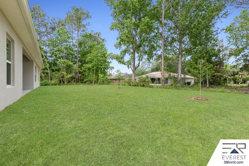LIKE NEW, UPGRADED 3/2/2 IN THE HEART OF PALM COAST property image