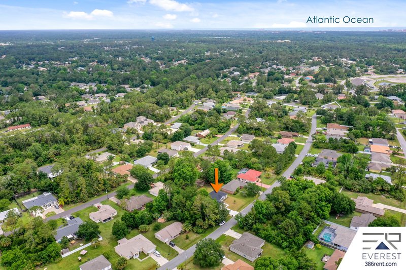 LIKE NEW, UPGRADED 3/2/2 IN THE HEART OF PALM COAST property image