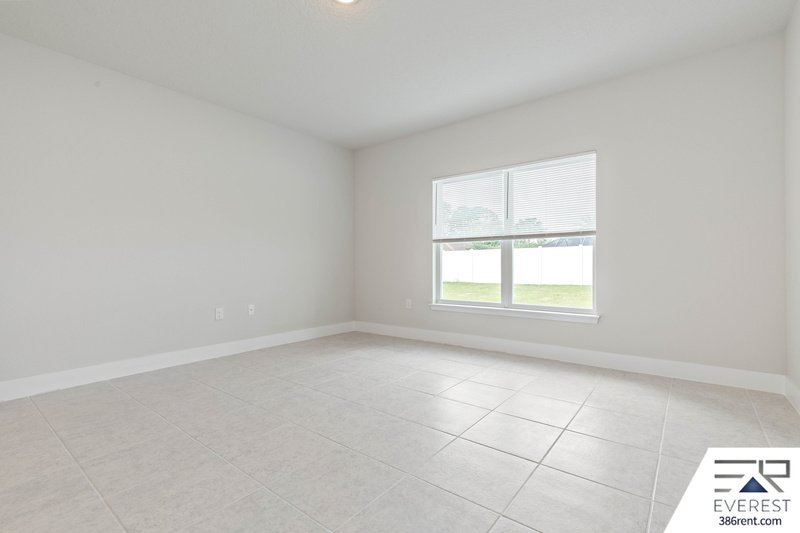 FULLY FENCED, LIKE NEW 3/2/2 IN DESIRABLE INDIAN TRAILS property image
