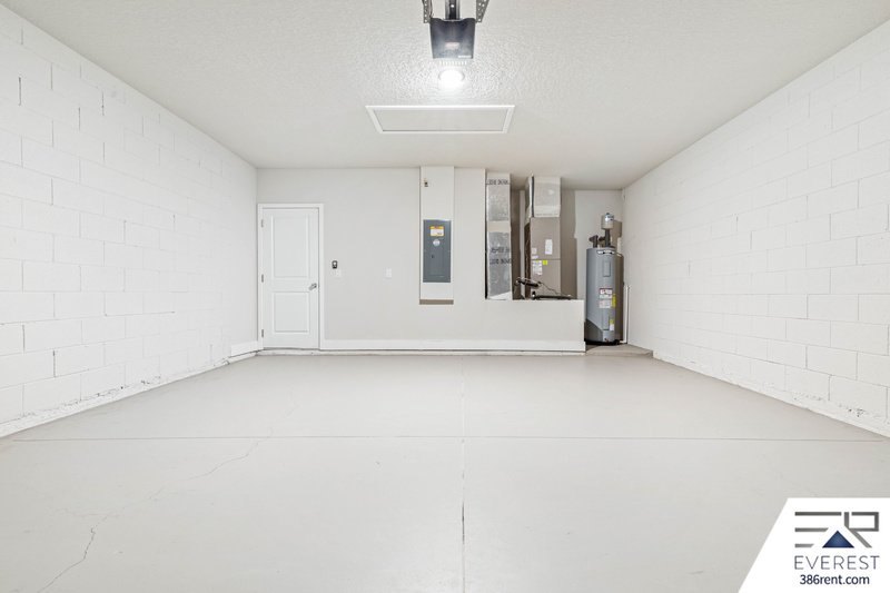 FULLY FENCED, LIKE NEW 3/2/2 IN DESIRABLE INDIAN TRAILS property image