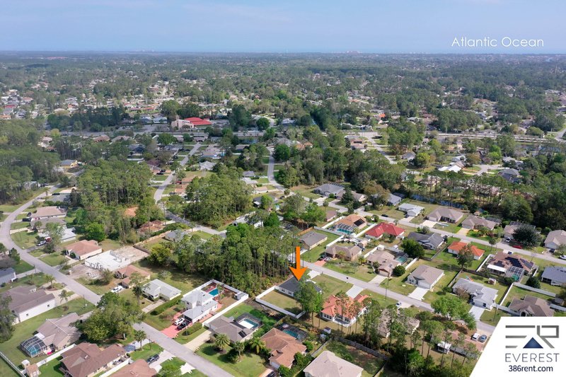 FULLY FENCED, LIKE NEW 3/2/2 IN DESIRABLE INDIAN TRAILS property image