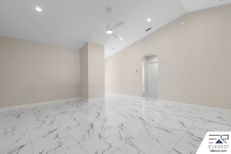 16 Zoffer Ct Unit A property image
